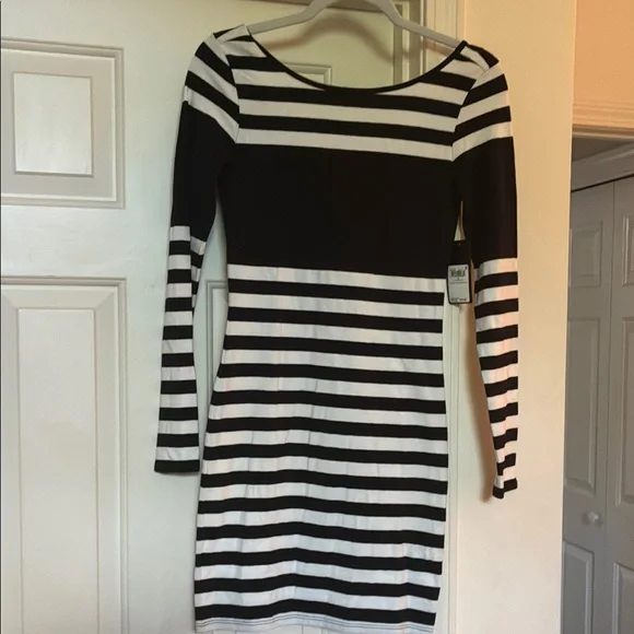 Guess Dresses | New Guess Resort Black & White Striped Dress | Color: Black/White | Size: S | Jamiepetrucci's Closet